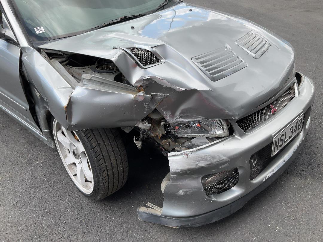 Photo '13' of Mitsubishi Lancer GSR Evolution 2