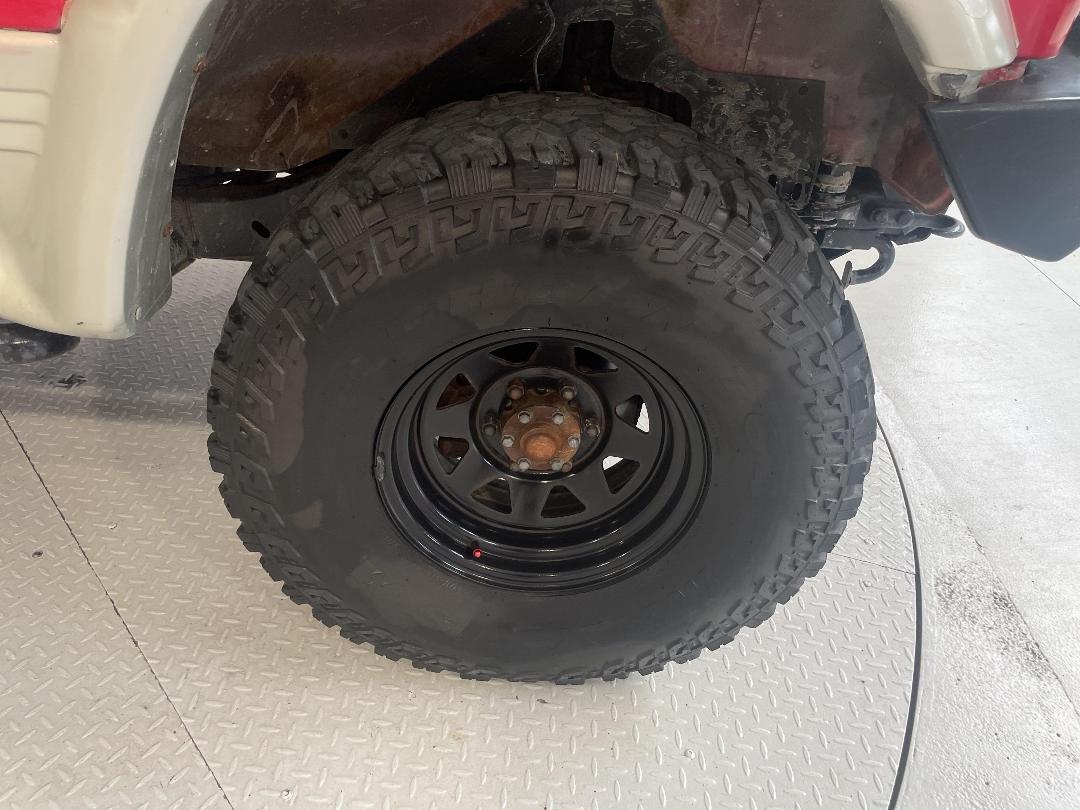 Photo '9' of Mitsubishi Pajero Photo '9' of Mitsubishi Pajero