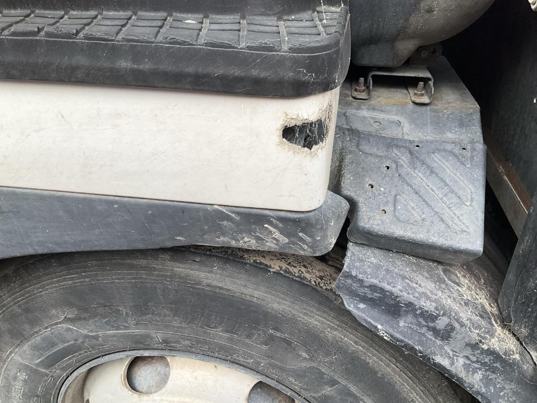 Photo '24' of Nissan CW 450 Transporter