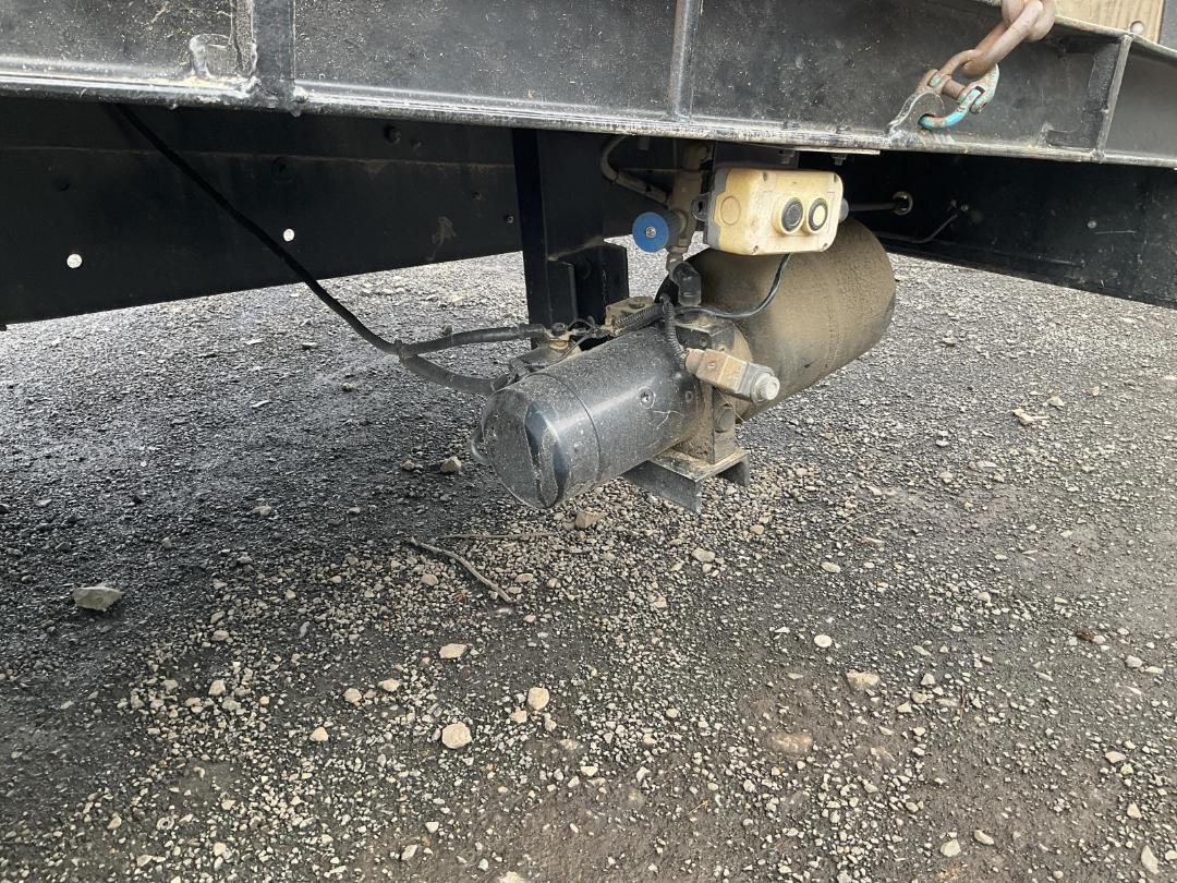 Photo '27' of Nissan CW 450 Transporter