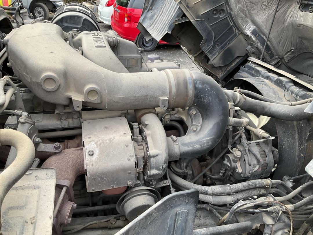 Photo '32' of Nissan CW 450 Transporter