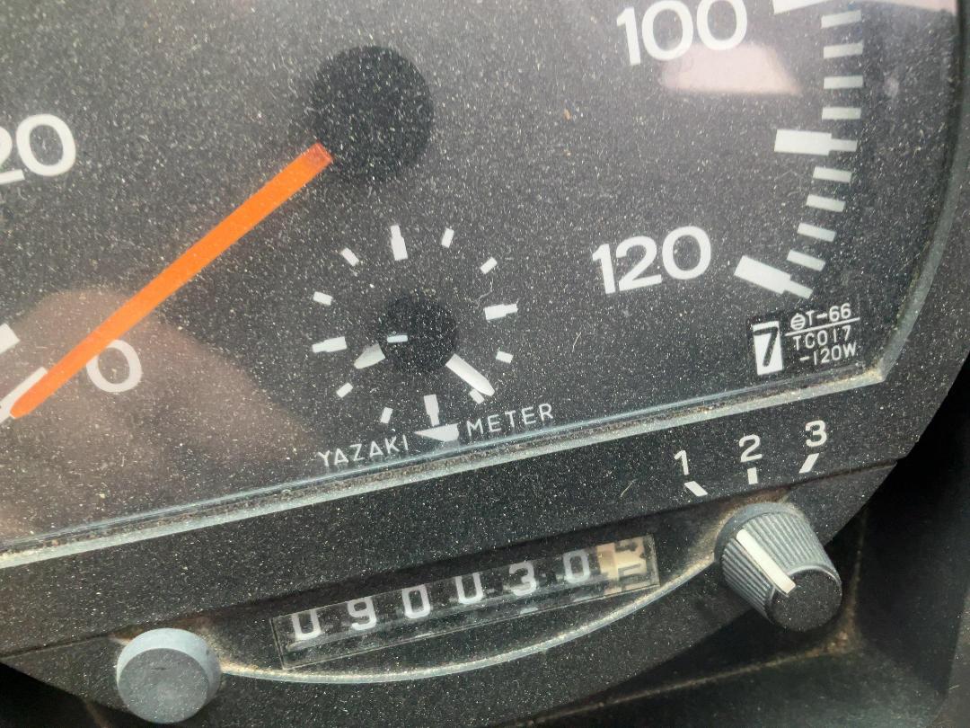 Photo '18' of Nissan Diesel Motorhome