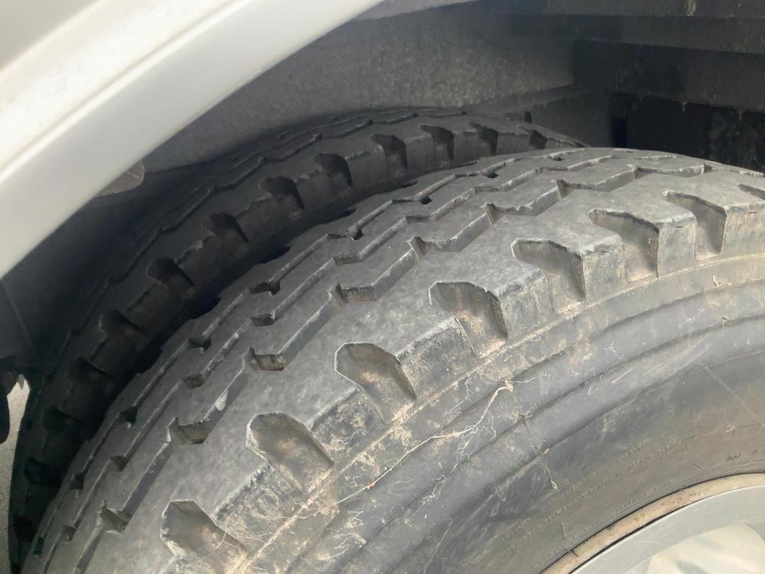 Photo '25' of Nissan Diesel Motorhome