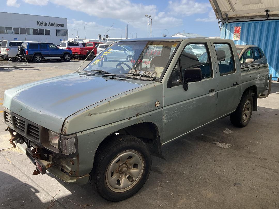 Photo '11' of Nissan Navara D/C W/S DSL Photo '11' of Nissan Navara D/C W/S DSL