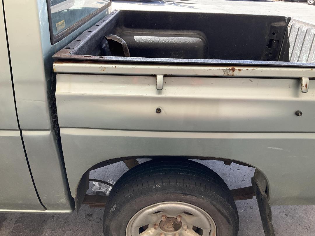 Photo '18' of Nissan Navara D/C W/S DSL Photo '18' of Nissan Navara D/C W/S DSL