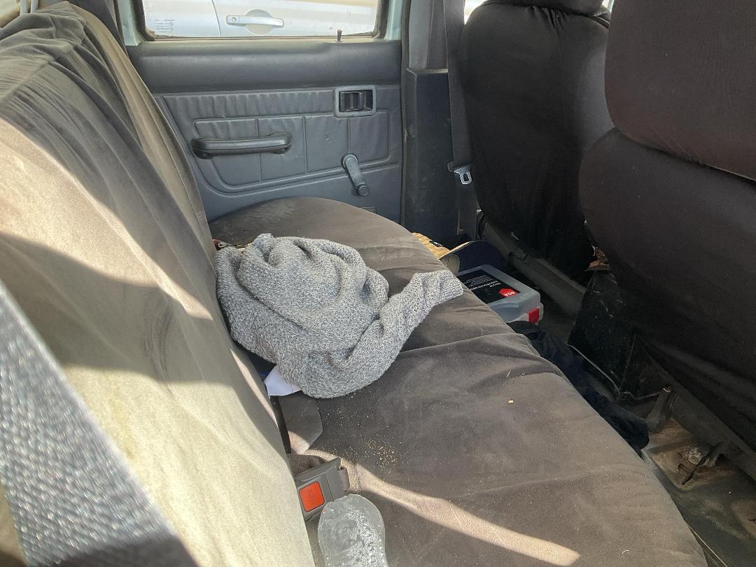 Photo '31' of Nissan Navara D/C W/S DSL Photo '31' of Nissan Navara D/C W/S DSL