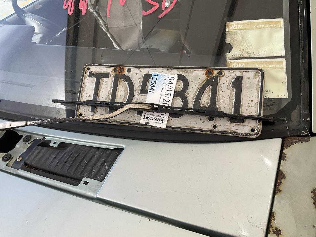 Photo '40' of Nissan Navara D/C W/S DSL Photo '40' of Nissan Navara D/C W/S DSL