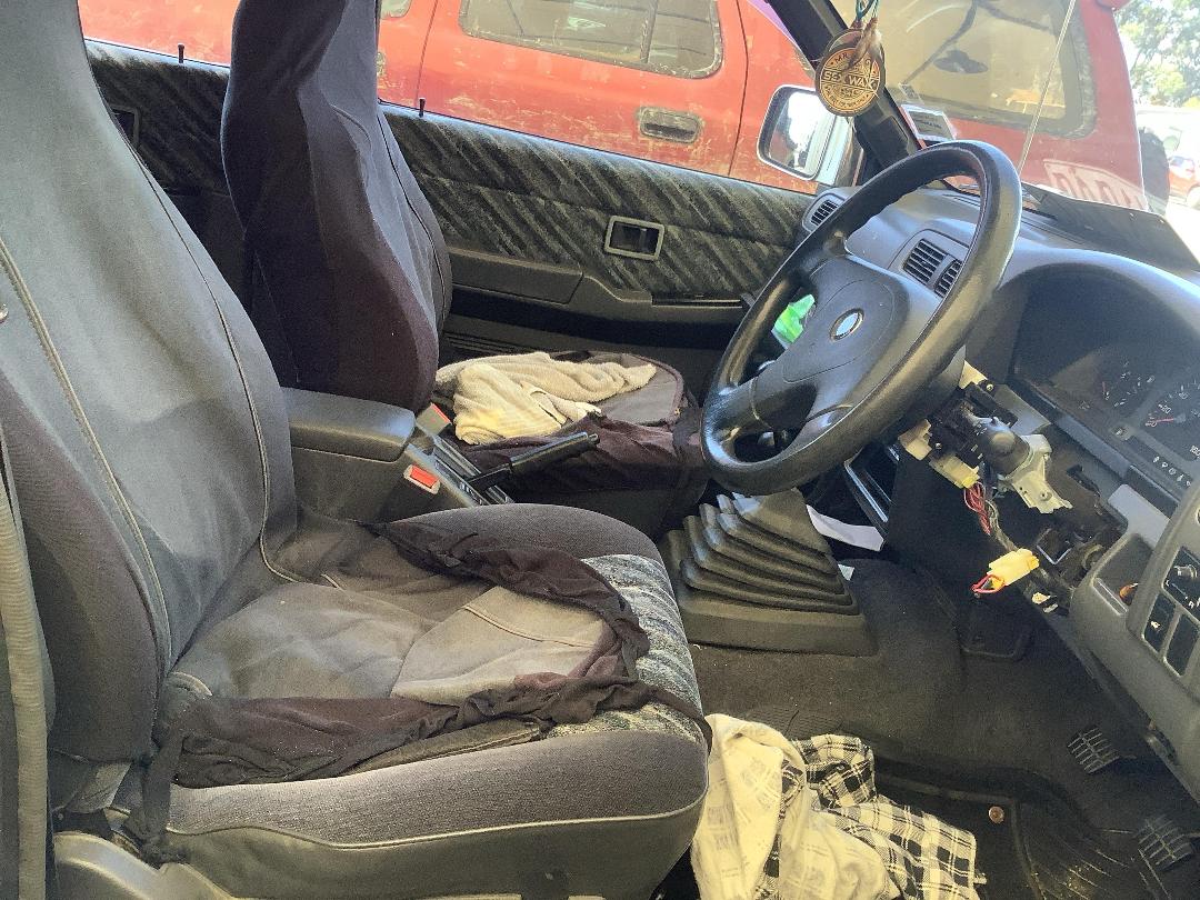 Photo '9' of Nissan Terrano