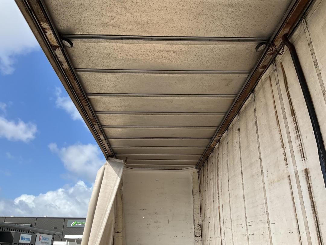 Photo '11' of ROADMASTER FS-4A-8.8 Curtainsider Full