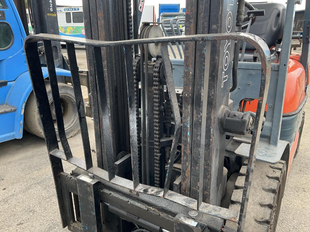 Photo '25' of Toyota 42-6FG25 Forklift Photo '25' of Toyota 42-6FG25 Forklift