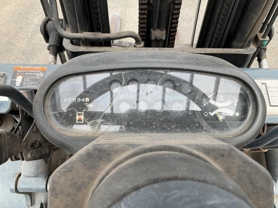 Photo '15' of Toyota 42-6FG25 Forklift Photo '15' of Toyota 42-6FG25 Forklift