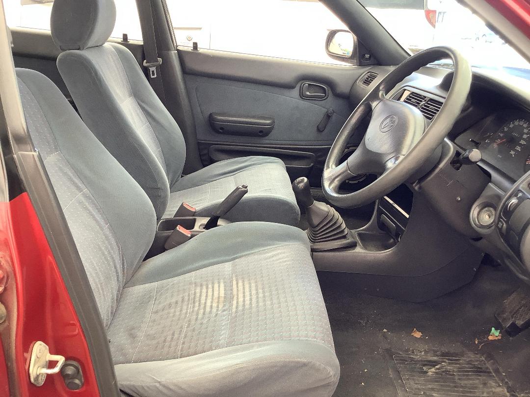 Photo '10' of Toyota Corolla GL