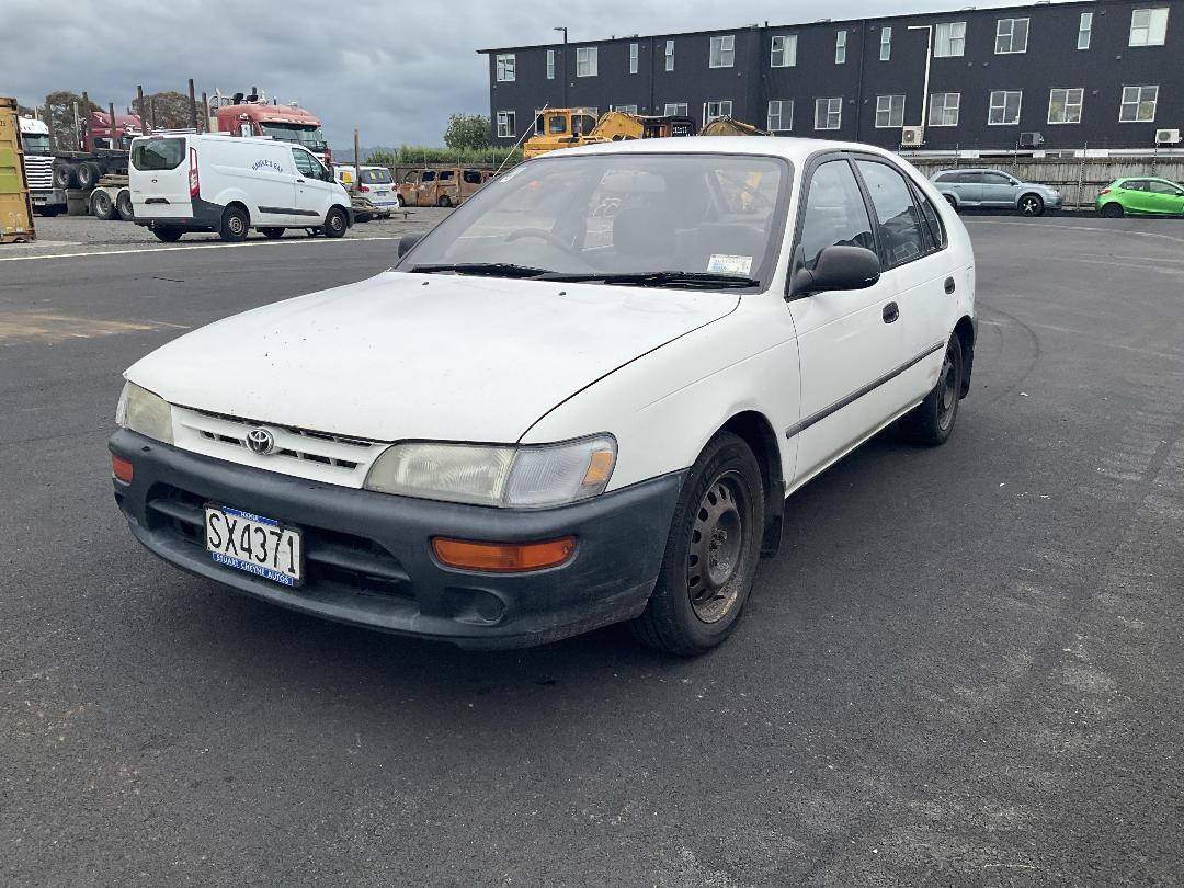 Photo '3' of Toyota Corolla GL Photo '3' of Toyota Corolla GL