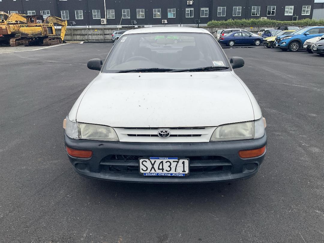 Photo '2' of Toyota Corolla GL Photo '2' of Toyota Corolla GL