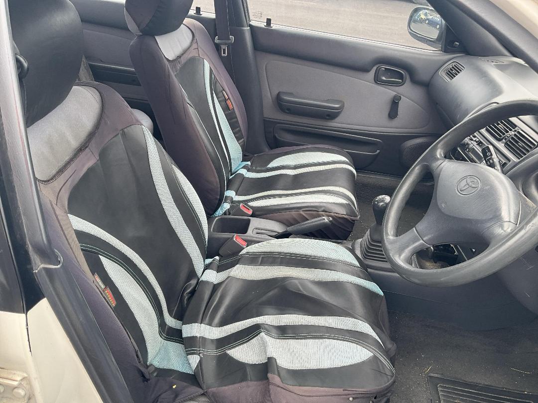 Photo '11' of Toyota Corolla GL Photo '11' of Toyota Corolla GL