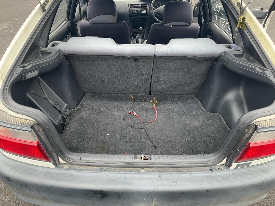 Photo '13' of Toyota Corolla GL Photo '13' of Toyota Corolla GL