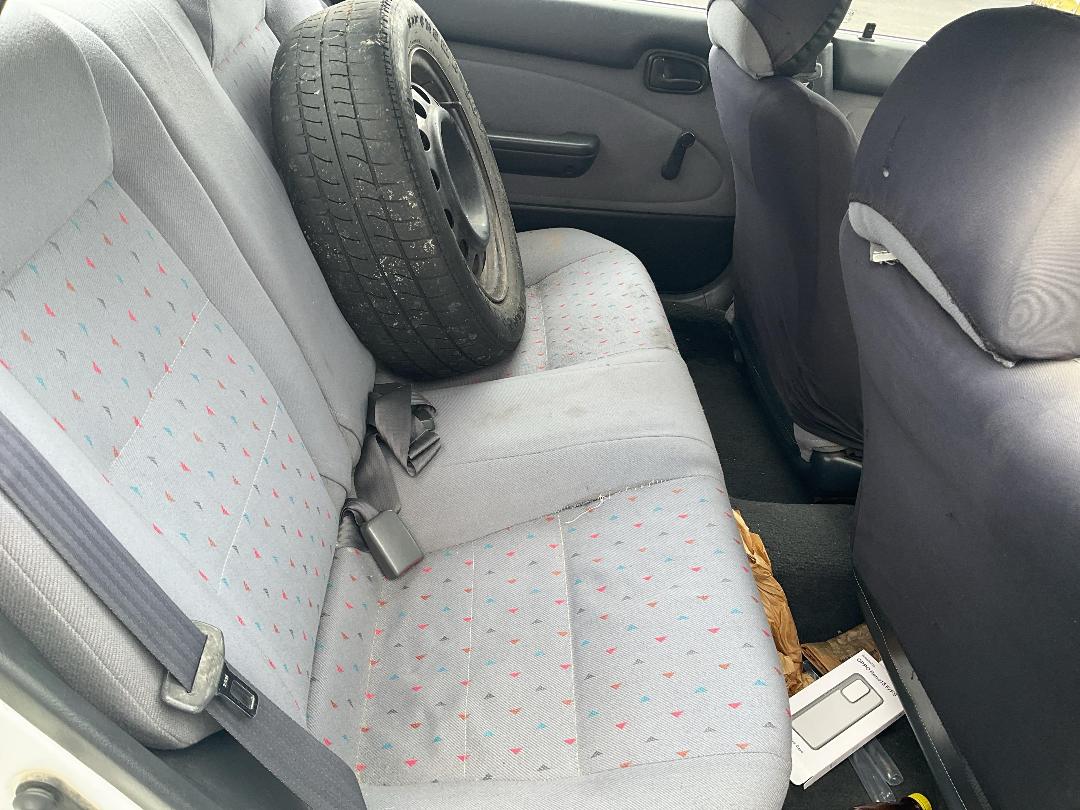 Photo '12' of Toyota Corolla GL Photo '12' of Toyota Corolla GL