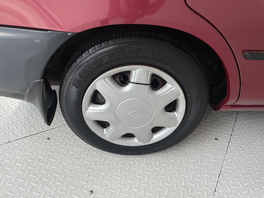 Photo '12' of Toyota Corolla