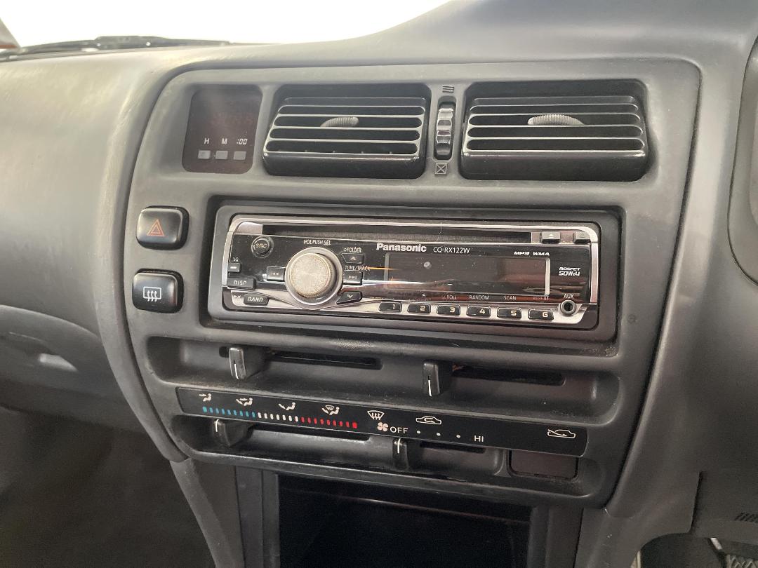 Photo '26' of Toyota Corolla