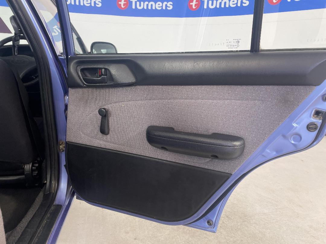 Photo '17' of Toyota Corona GL Photo '17' of Toyota Corona GL