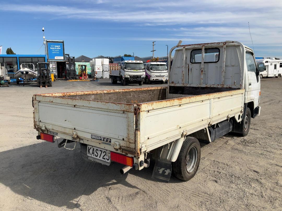 Photo '4' of Toyota Dyna Flat Deck