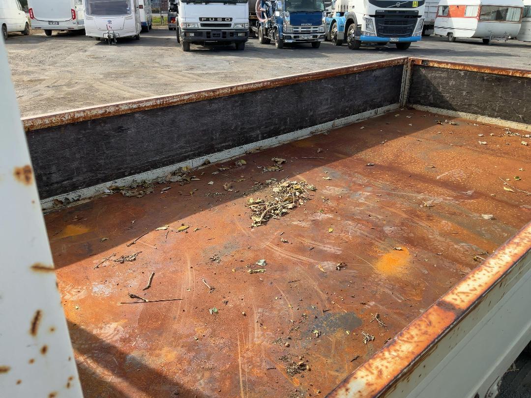 Photo '17' of Toyota Dyna Flat Deck