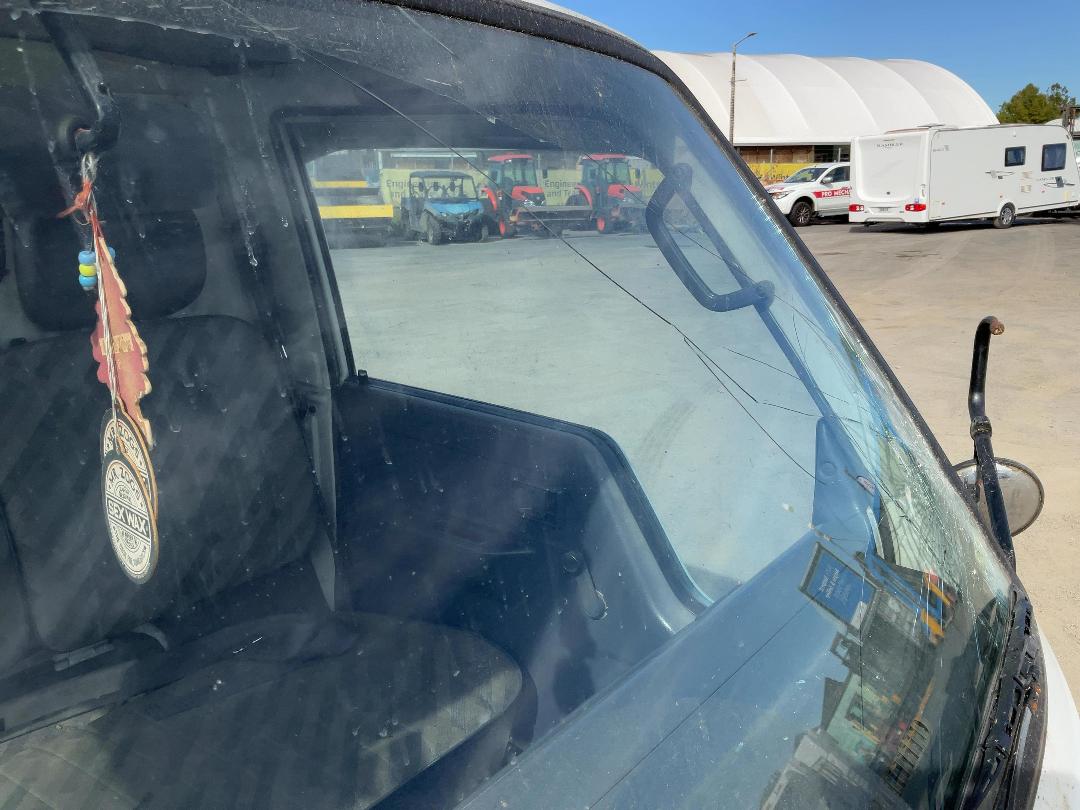 Photo '24' of Toyota Dyna Flat Deck