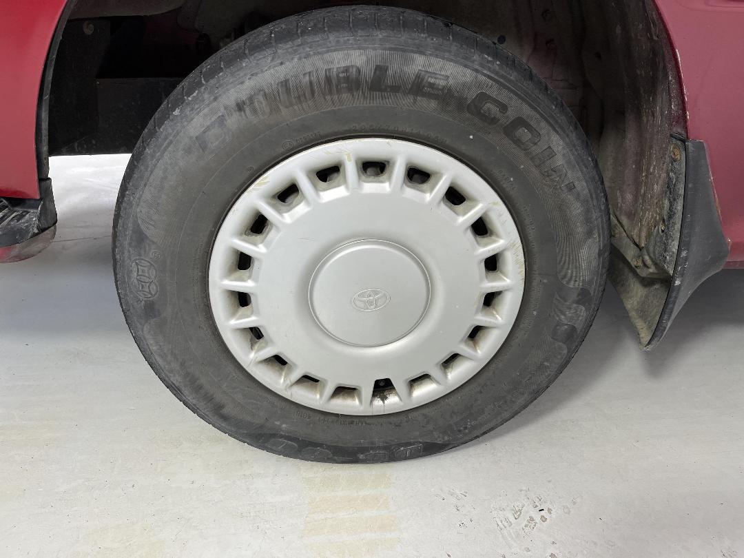 Photo '10' of Toyota Hiace 2.4ZR SR5