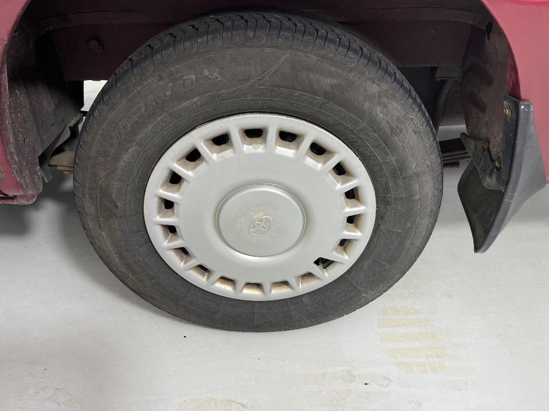 Photo '11' of Toyota Hiace 2.4ZR SR5