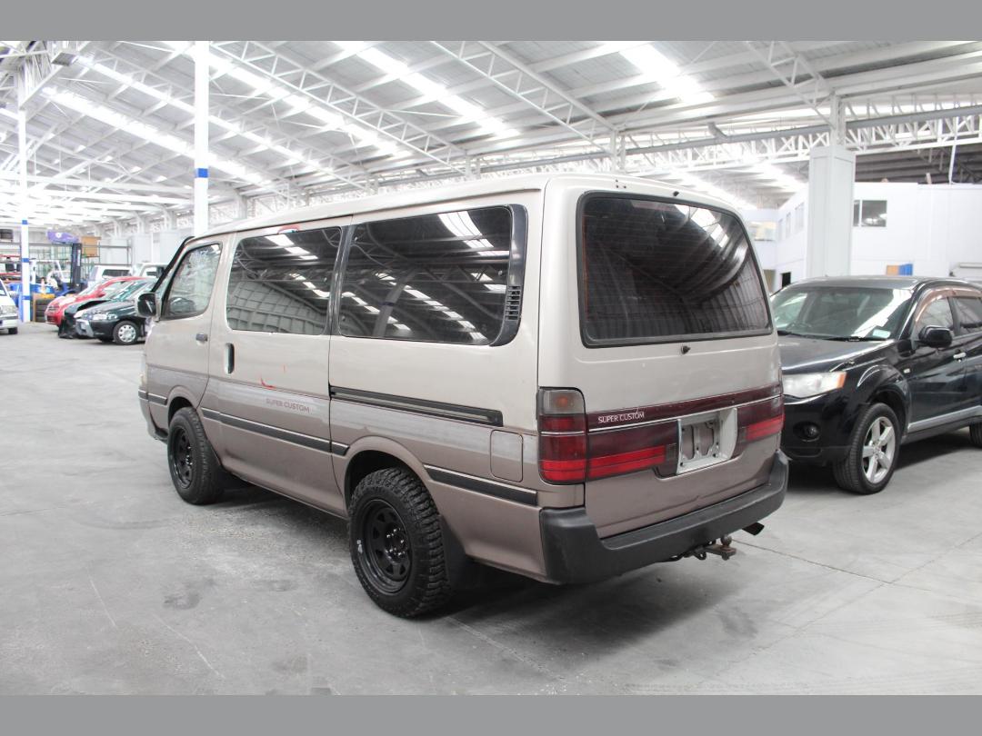 Photo '6' of Toyota Hiace Photo '6' of Toyota Hiace