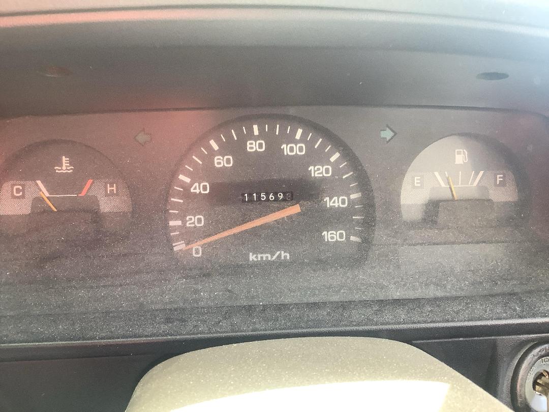 Photo '11' of Toyota Hilux 1.8 UTE Photo '11' of Toyota Hilux 1.8 UTE