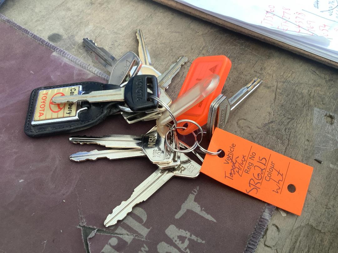 Photo '17' of Toyota Hilux 1.8 UTE Photo '17' of Toyota Hilux 1.8 UTE