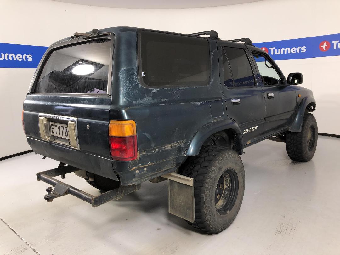 Photo '7' of Toyota Hilux Surf Photo '7' of Toyota Hilux Surf