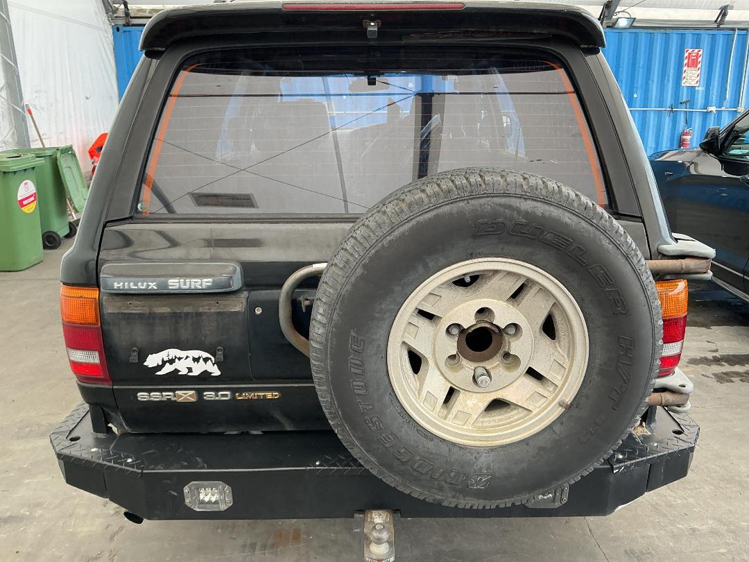 Photo '5' of Toyota Hilux Surf Photo '5' of Toyota Hilux Surf