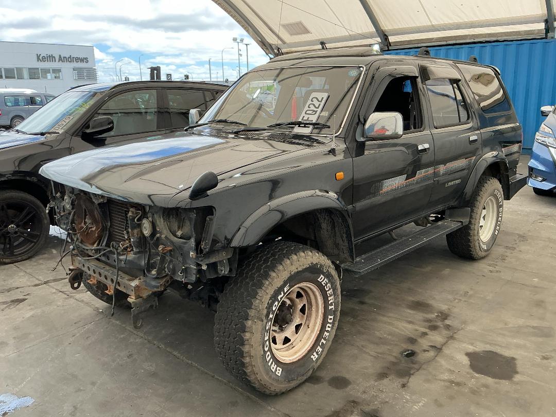 Photo '3' of Toyota Hilux Surf Photo '3' of Toyota Hilux Surf