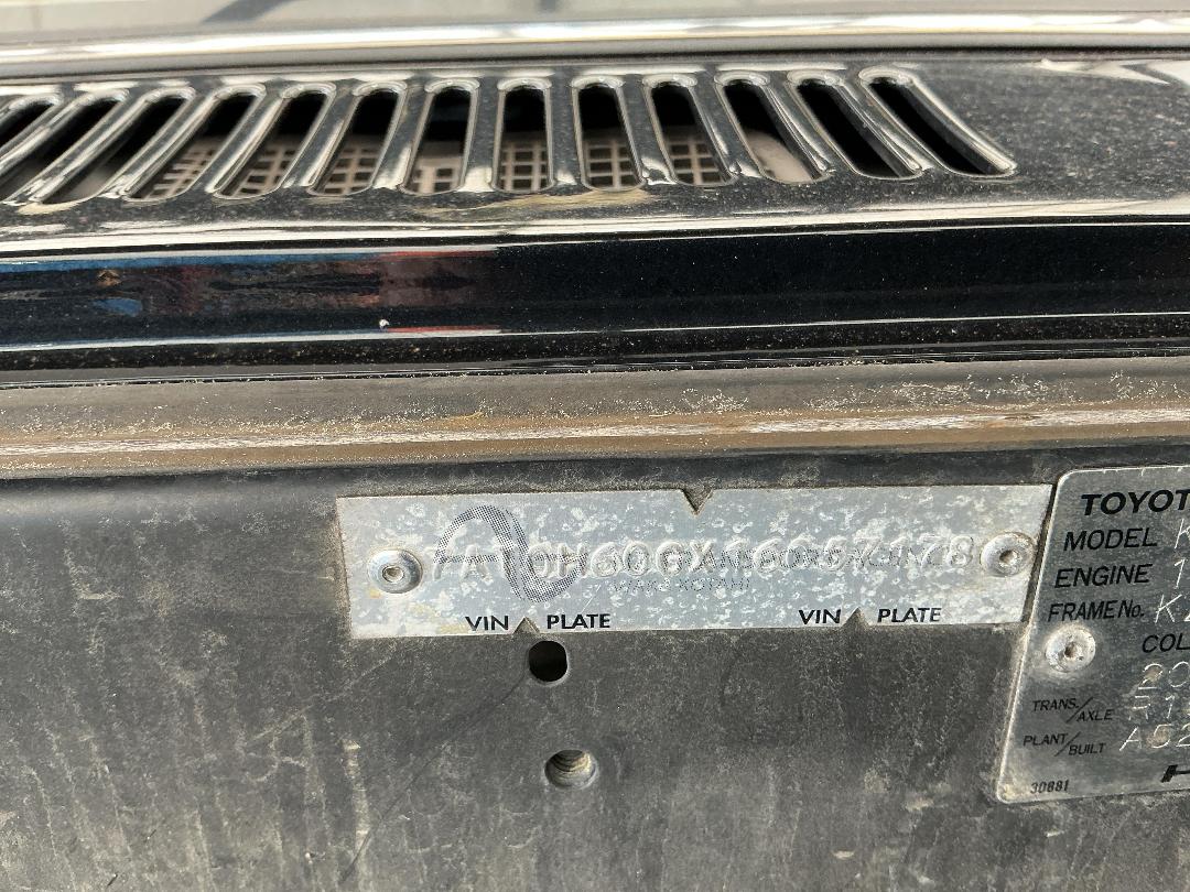 Photo '19' of Toyota Hilux Surf Photo '19' of Toyota Hilux Surf