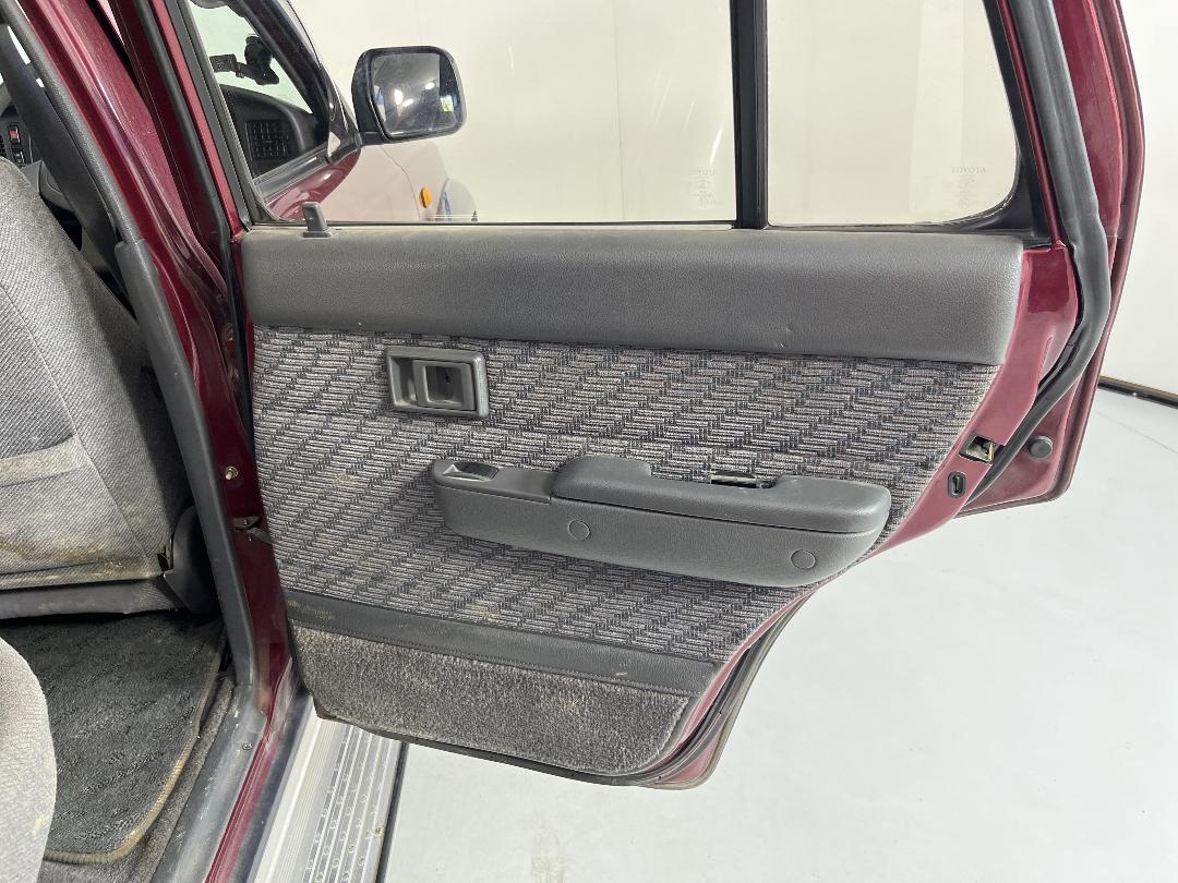 Photo '19' of Toyota Hilux