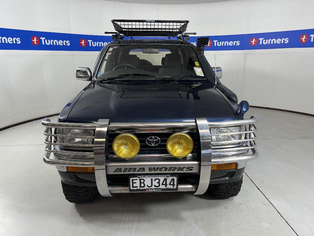 Photo '2' of Toyota Hilux Photo '2' of Toyota Hilux