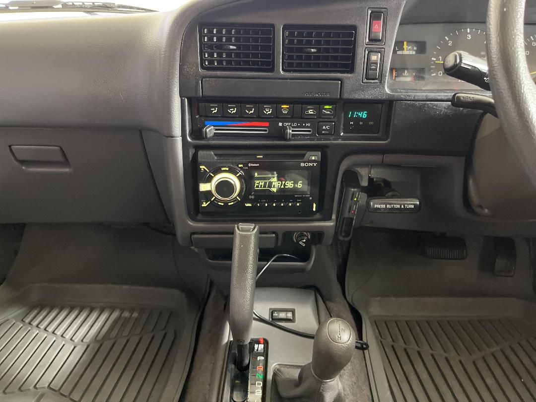 Photo '18' of Toyota Hilux Photo '18' of Toyota Hilux