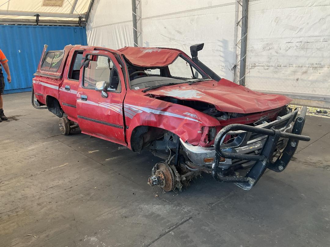 Photo '2' of Toyota Hilux DCB