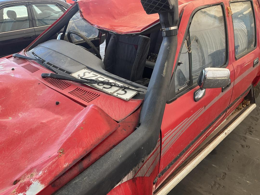 Photo '8' of Toyota Hilux DCB