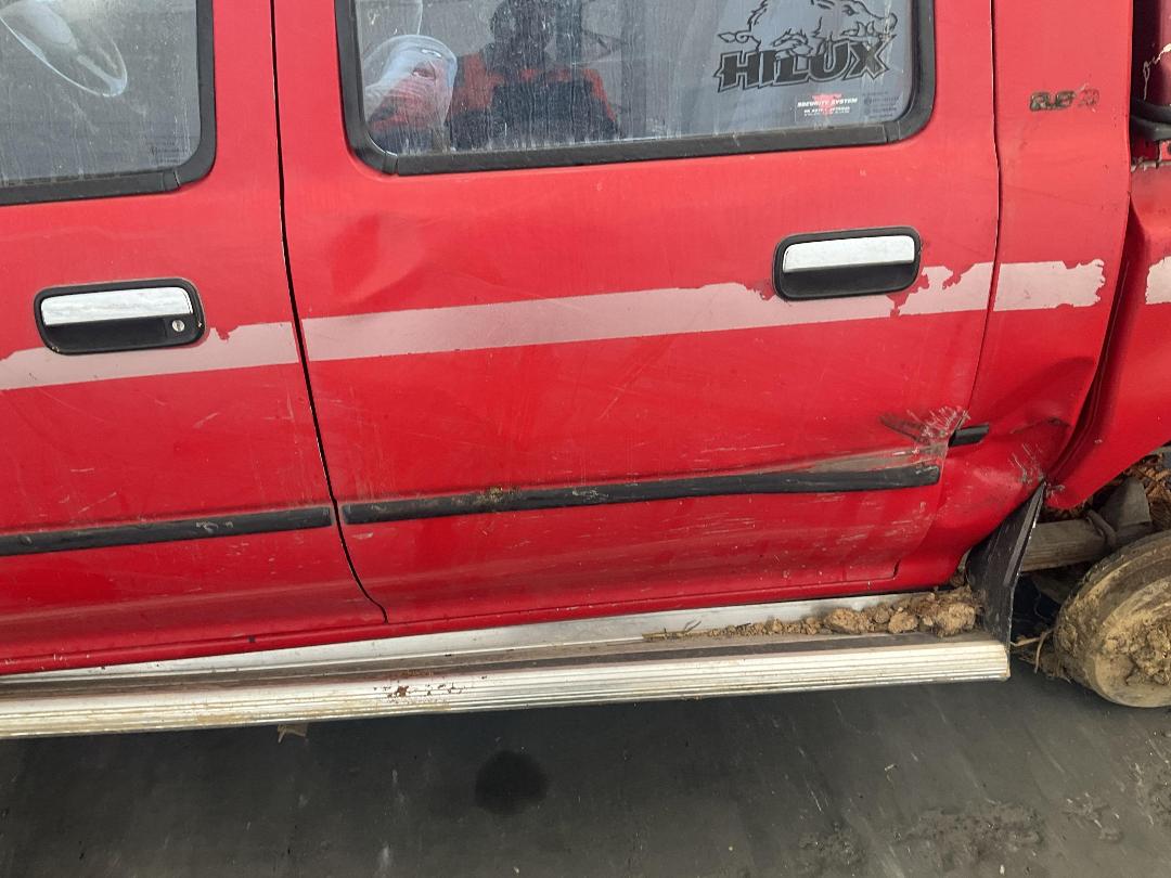 Photo '11' of Toyota Hilux DCB