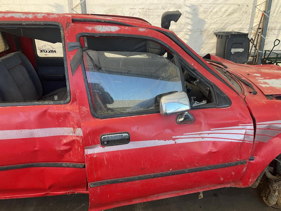 Photo '22' of Toyota Hilux DCB