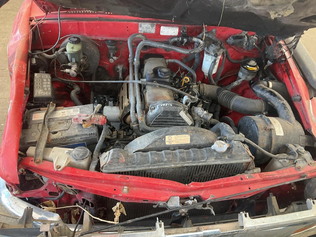 Photo '27' of Toyota Hilux DCB