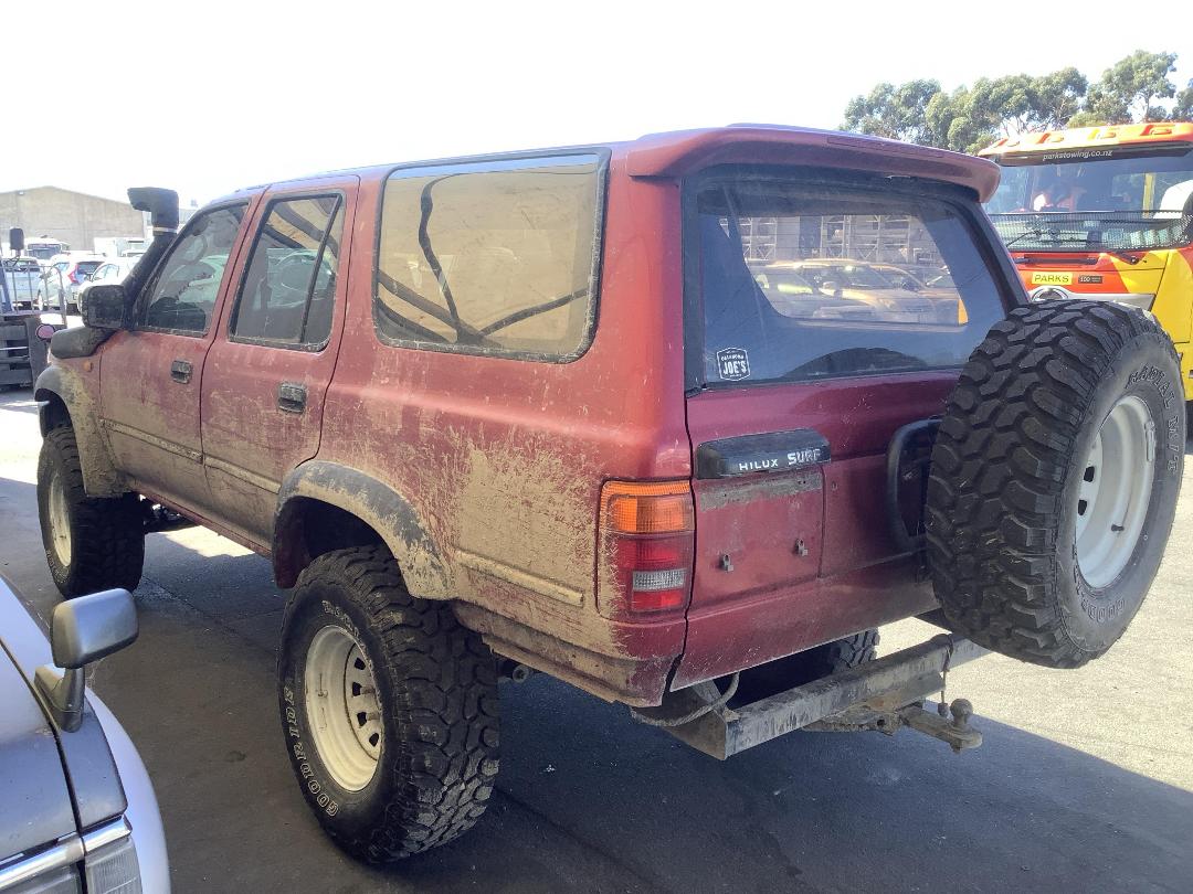 Photo '5' of Toyota Hilux Surf