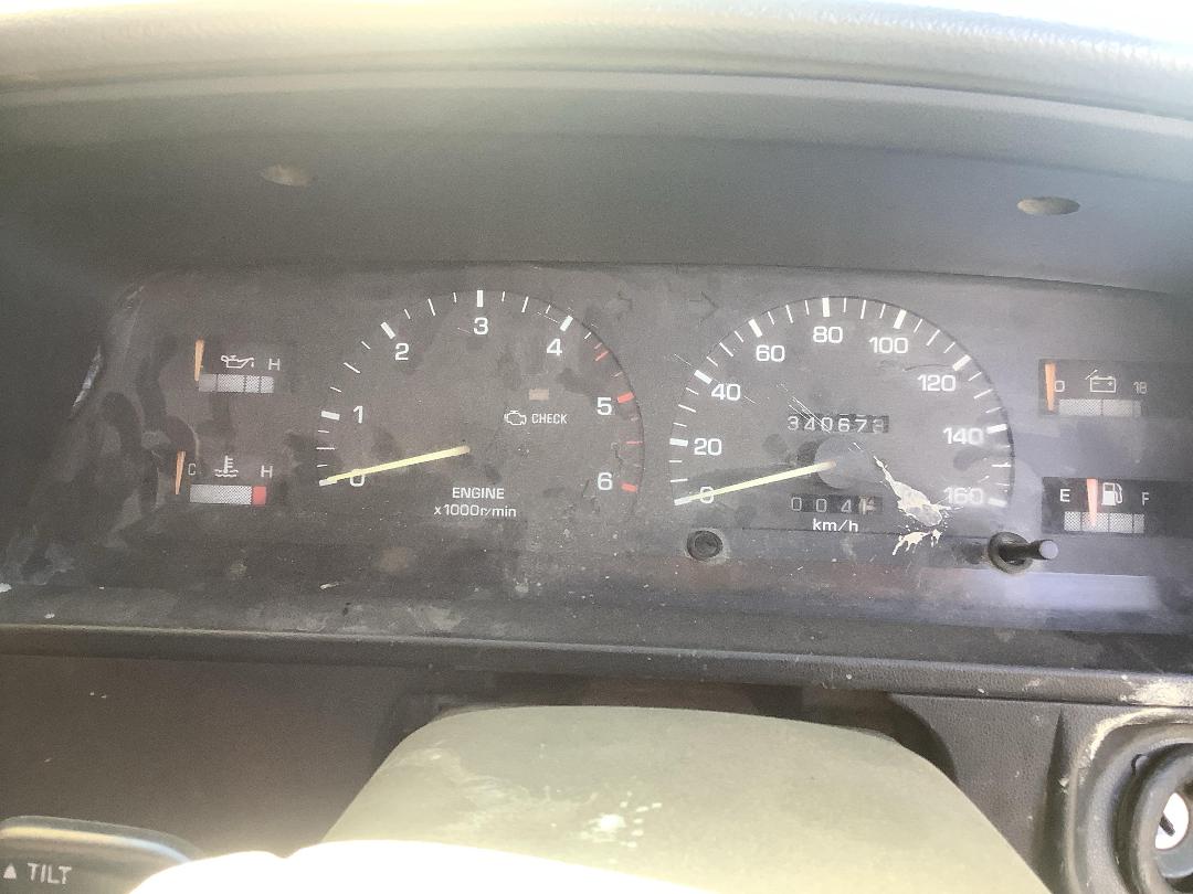 Photo '15' of Toyota Hilux Surf