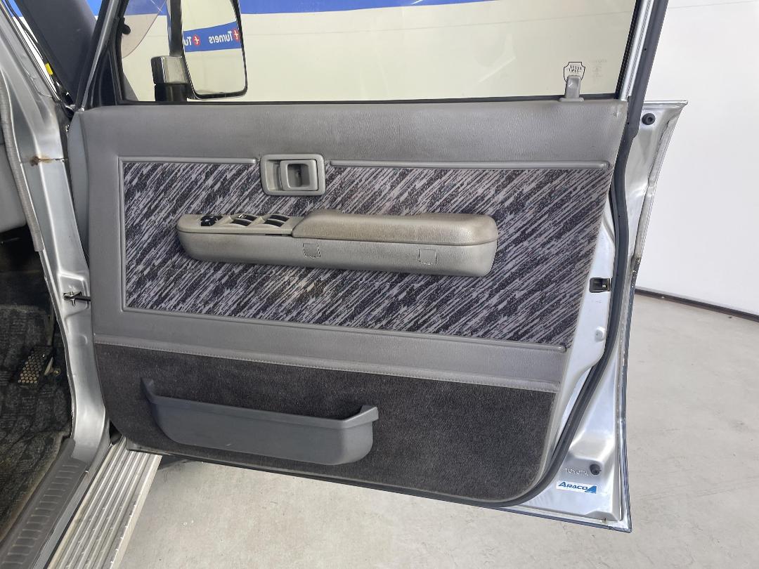 Photo '15' of Toyota Prado