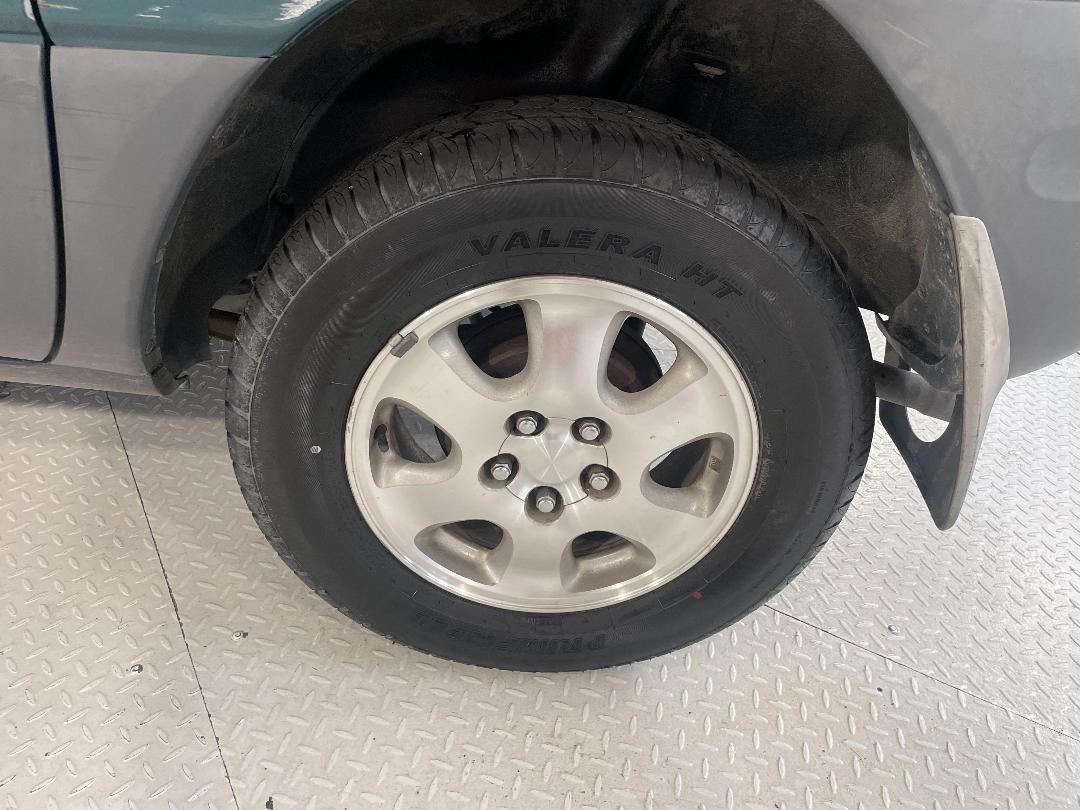 Photo '11' of Toyota Rav4