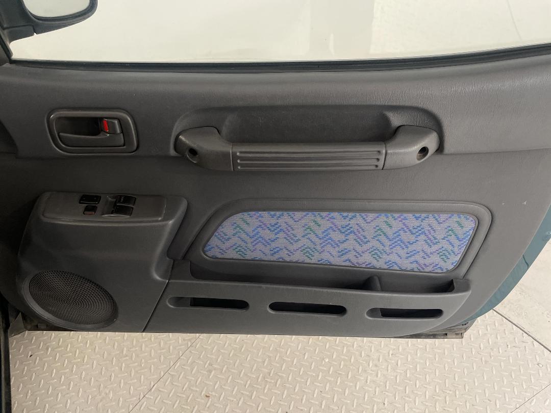 Photo '15' of Toyota Rav4