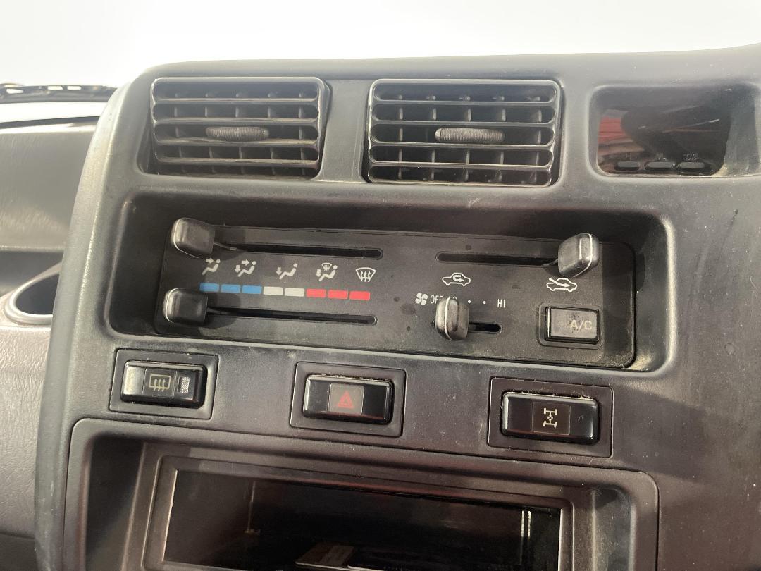 Photo '26' of Toyota Rav4